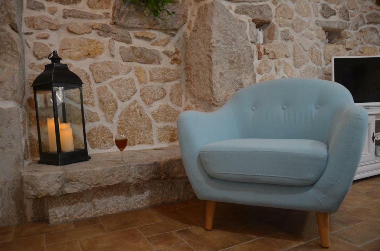 Traditional Stone House St.Anton マリンスカ エクステリア 写真