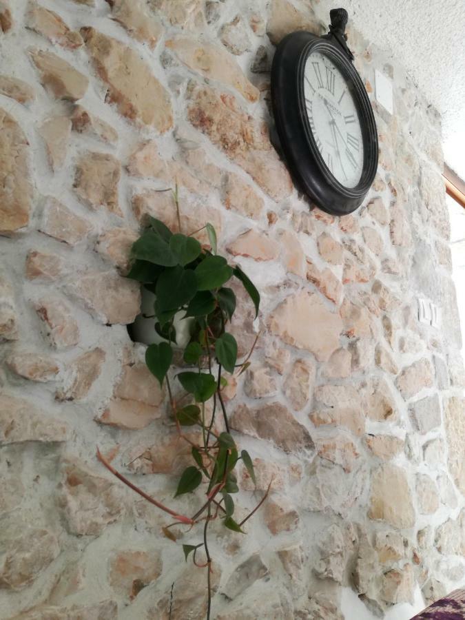 Traditional Stone House St.Anton マリンスカ エクステリア 写真
